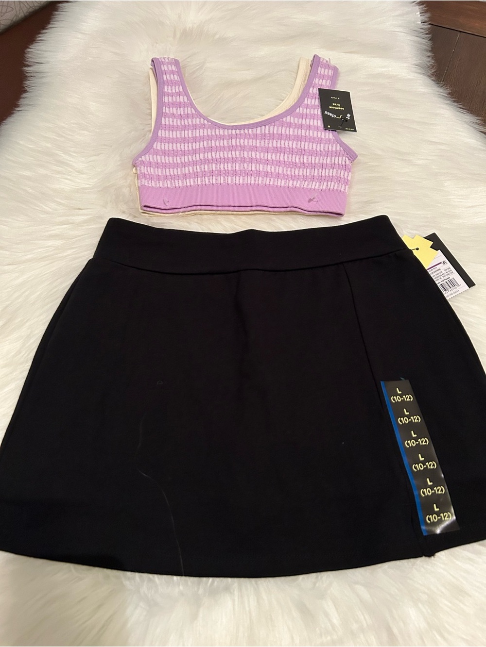Black Skorts Sz 7/8 with 2 pcs seamless bra Sz S  bundle